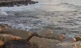 #شاهد .. غروب الشمس من شاطئ مدينة حيفا ..