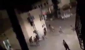 شاهد || رشق جيبات الاحتلال بالحجارة خلال مواجهات ليلية