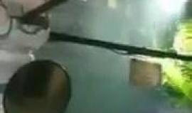 الأجواء الشتوية بالقرب من مسجد الجزار في مدينة عكا المحتلة مساء اليوم.