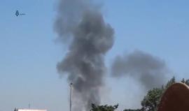 #شاهد  الطيران الروسي يقصف بالبراميل المتفجرة تحوي مادة النابالم أحياء درعا البلد