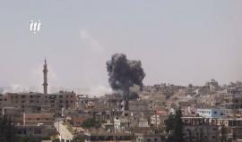 قصف جوي وصاروخي عنيف على أحياء درعا البلد في مدينة درعا 
تصوير نبأ