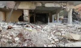 قوات النظام تواصل استهداف حي الوعر في حمص