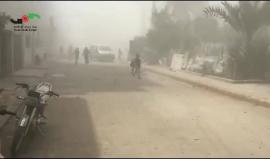 مشاهد مروعة من القصف الجوي على حي الوعر المحاصر في #حمص السورية