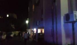 #شاهد .. الإعلام العبري ينشر فيديو من مكان سقوط صاروخ قبل قليل أطلق قطاع غزة وسقط في مستوطنة " سيديروت" خلف أضرار ما دية وحالات هلع