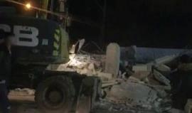 #شاهد
الاحتلال يجبر المواطن خليل علي خليل محمود من قرية العيساوية بالقدس المحتلة على هدم محلاته التجارية.
المصدر مركز إعلام القدس