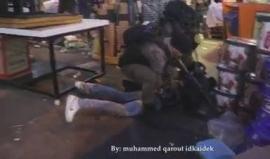#شاهد كيف يعتدي جنود على الاحتلال على الشبان الفلسطينيين في القدس قبل قليل ! 
تصوير :محمد قاروط ادكيدك