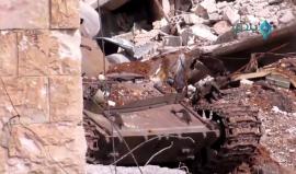 جانب الاشتباكات العنيفة داخل حي المنشية في درعا