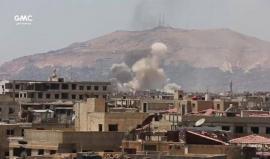 #شاهد الغارة الجوية بأربعة صواريخ فراغية استهدفت حي جوبر الدمشقي وبلدة عين ترما في الغوطة الشرقية