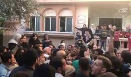 #شاهد من وداع الشهيد محمود جندية الذي ارتقى اليوم برصاص الاحتلال خلال مشاركته بمسيرة العودة شرق غزة . 
تصوير ‏‎ALaa Mohsen‎‏