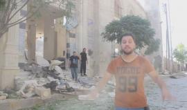 غارات على الأحياء السكنية في #حلب وقصف مسجد ووقوع أكثر من 50 شهيدا وعشرات الجرحى 
الاعلامي: محمود أبو الشيخ