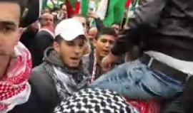 #عاجل الامن اللبناني يهاجم مسيرة امام السفارة الامريكية في بيروت