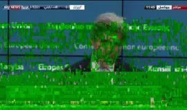 خلال مؤتمر صحفي مشترك .. 

وزير الخارجية التركي جنوب كيري: على تركيا عدم التمادي في فرض النظام بعد محاولة الانقلاب وعليها احترام الديمقراطية والحريات الأساسية
 

مسؤولة العلاقات الخارجية في الاتحاد الاوروبي فيديريكا موغريني: تفكير تركيا في إعادة تطبيق عقو