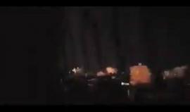 #شاهد
لحظة قصف قوات الاحتلال لموقع السفينة شرق غزة بعدة صواريخ
