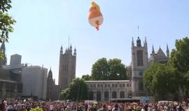 #مباشر إطلاق دمية عملاقة على شكل “ترامب رضيع” في سماء لندن...احتجاجا على زيارته للمملكة المتحدة.