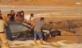 السيول في رأس غارب المصرية تقتل 22 شخصا