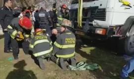 فيديو - لحظة اسعاف الجنود المصابين في عملية الدهس بالقدس المحتلة