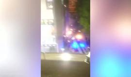 #شاهد سكان البرج الذي التهمته النيران في لندن يقفزون من المبنى هرباً من الموت، قبل أن تأتي النيران على كامل البرج.