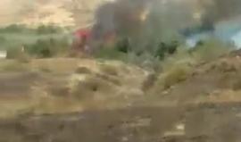 #فيديو اندلاع حريق كبير في حقول مستوطنة "ناحال هبسور" قرب حدود خانيونس بفعل طائرة ورقية حارقة