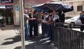 اجراءات أمنية مشددة تفرضها قوات الاحتلال على وصول المصلين للمسجد الأقصى