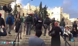 اعتداء وحشي من قوات الاحتلال على #الأطفال المتواجدين عند باب العامود بالقدس المحتلة
