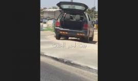 #شاهد | الإعلام العبري يتحدث عن استشهاد شاب فلسطيني برصاص قوات الاحتلال قرب مفرق " غوش عتصيون" جنوب بيت لحم بدعوى محاولته تنفيذ عملية طعن .. ومنع طواقم الإسعاف من الوصول إليه .
