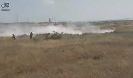 #شاهد | سخرية الشبان من قنابل قوات الاحتلال خلال مواجهات على السياج الفاصل شرق جباليا شمال قطاع غزة . 

تصويرمحمد Hبو عودة