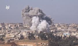 الطيران الحربي والمروحي ينفذ عدة غارات على أحياء درعا البلد