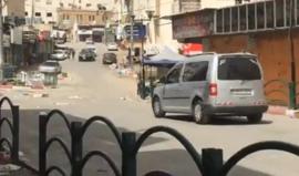 #مباشر مواجهات بين الشبان وقوات الاحتلال في مدينة الخليل .