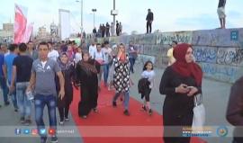 لا مشاهير أو نجوم وجمهور بلا تذاكر .. هكذا عرض فيلم الافتتاح لمهرجان "السجادة الحمراء" السينمائي في غزة.
تقرير| صالح الناطور