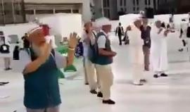 بطريقة مؤثرة.. هكذا ودّع الحجاج الصينيين الكعبة
(فيديو متداول)