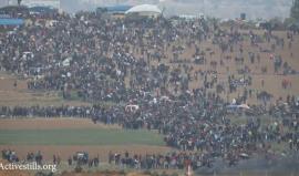 #مشاهد وثقها جنود الاحتلال لتجمعات الفلسطينيين الحاشدة على حدود #غزة أمس

#مسيرات_العودة_الكبرى