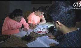 #شاهد | معاناة طلاب الثانوية العامة في قطاع غزة بسبب الانقطاع شبه المستمر للكهرباء . 

تقرير رمزي البيروتي ‏