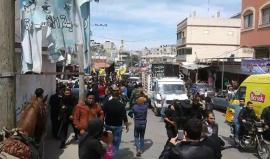 #شاهد | لحظة وصول الأسير محمد أبو مصبح الي منزله بمدينة دير البلح وسط قطاع غزة بعد اعتقال استمر 21 عاما في سجون الاحتلال .
تصوير Hazem Mizyed