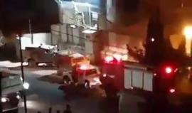 #شاهد
اشتعال النيران في البرج العسكري المقام علی أراضي مخيم العروب شمال الخليل عقب استهدافه بالزجاجات الحارقة.