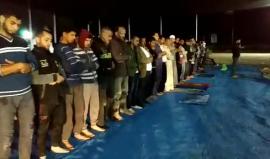 #مباشر صلاة التراويح من مخيم العودة شرق خزاعة.
تصوير: أحمد البطة