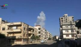 #حمص.. استهداف منازل المدنيين في حي الوعر بقذائف النابلم الحارق والمحرم دولياً