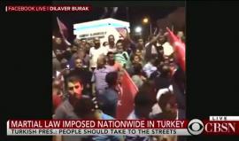 بدء خروج المظاهرات الداعمة للرئيس أردوغان والرافضة للانقلاب العسكري في اسطنبول وعدة مدن