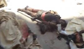 تحذير: يحوي مشاهد مروعة "عدم متابعة الأطفال" 
استشهاد 61 مدنيا أغلبهم من النساء والأطفال جراء غارة جوية محملة بـ 4 صواريخ استهدفت السوق الشعبي في بلدة #كفربطنا  في الغوطة الشرقية .