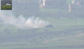 #شاهد | الثوار يدمرون ناقلة جند لقوات النظام السوري ويعلنون مقتل جميع من بداخلها على محور #الشير في ريف #حماة الشمالي