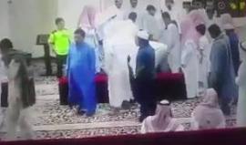 وفاة الداعية السعودي خالد بن عبد الله القرشي بعد لحظات من انتهائه من إمامة المصلين في أحد مساجد مكة المكرمة.