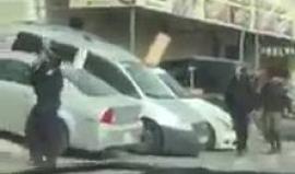 #فيديو يُظهر انترام الله شار قوات الاحتلال على مفرق بلدة دير جرير شرق رام الله قبل قليل