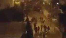 #فيديو من اعتداء المستوطنين على منازل المواطنين في تل ارميدة بـالخليل ليل أمس