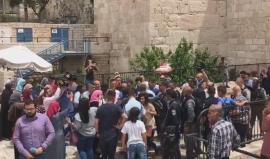 #شاهد | اعتقال قوات الاحتلال للشابة صمود أبو خضير بعد قمع فعالية للأسرى باب العامود بالقدس المحتلة.

تصوير سعيد ركن