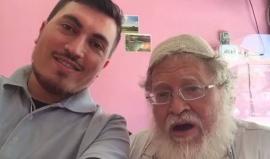 #شاهد | مسن تركي يؤجر بيته لمواطن سوري في #إسطنبول بـ 10 ليرات تركية فقط في الشهر!