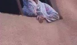 #شاهد: إمرأة فلسطينية تبكي بحرقة على القدس خلال مظاهرات الغضب للقدس بمخيم نهر البارد في لبنان.
#القدس_عاصمة_فلسطين
#جمعة_النفير_للقدس