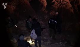 #فيديو الاحتلال يعتقل 10 فلسطينيين من الضفة الغربية و40 شخصا حاولوا التسلل للأراضي المحتلة