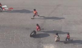 نشطاء: أطفال #حلب يقودون معركة مع الطيران الحربي ويوفرون الغطاء للثوار ودعما للمعركة الكبرى