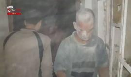 عائلات سورية بأكملها تحت الأنقاض في #حلب ! 
حلب نيوز