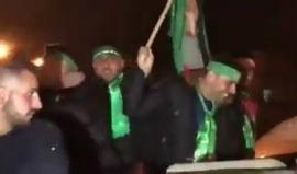#شاهد استقبال الأسيرين رزق عيسى،ومحمد أبو صرة في بلدة الخضر جنوب بيت لحم قبل قليل بعد 15عاماً من الإعتقال في سجون الاحتلال.
