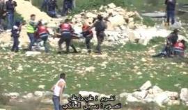 جامعة بيرزيت تغضب لعمر الكسواني .. 

#شاهد شاب يُصر على انقاذ رفيقه خلال مواجهات شمال البيرة.. مسعفون ينتزعون المصابين من الجنود